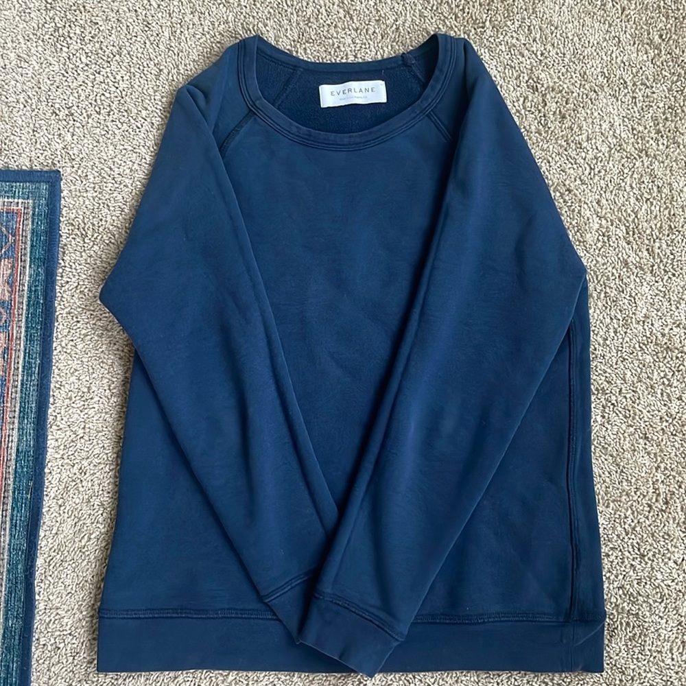 Everlane sweatshirt